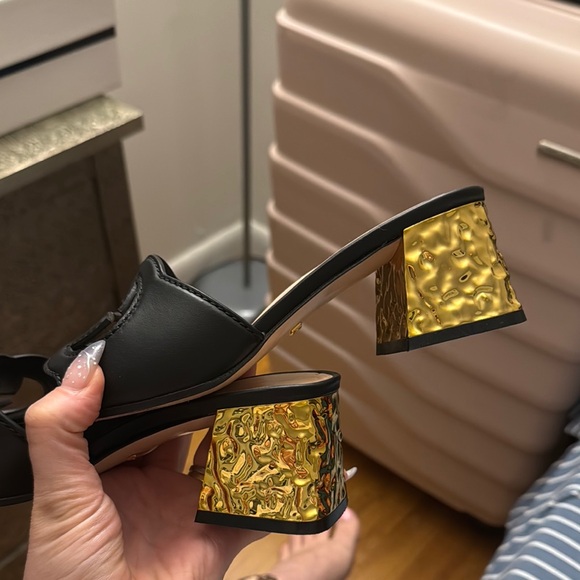 Gucci Black Women's Slide Sandals - Picture 2 of 5